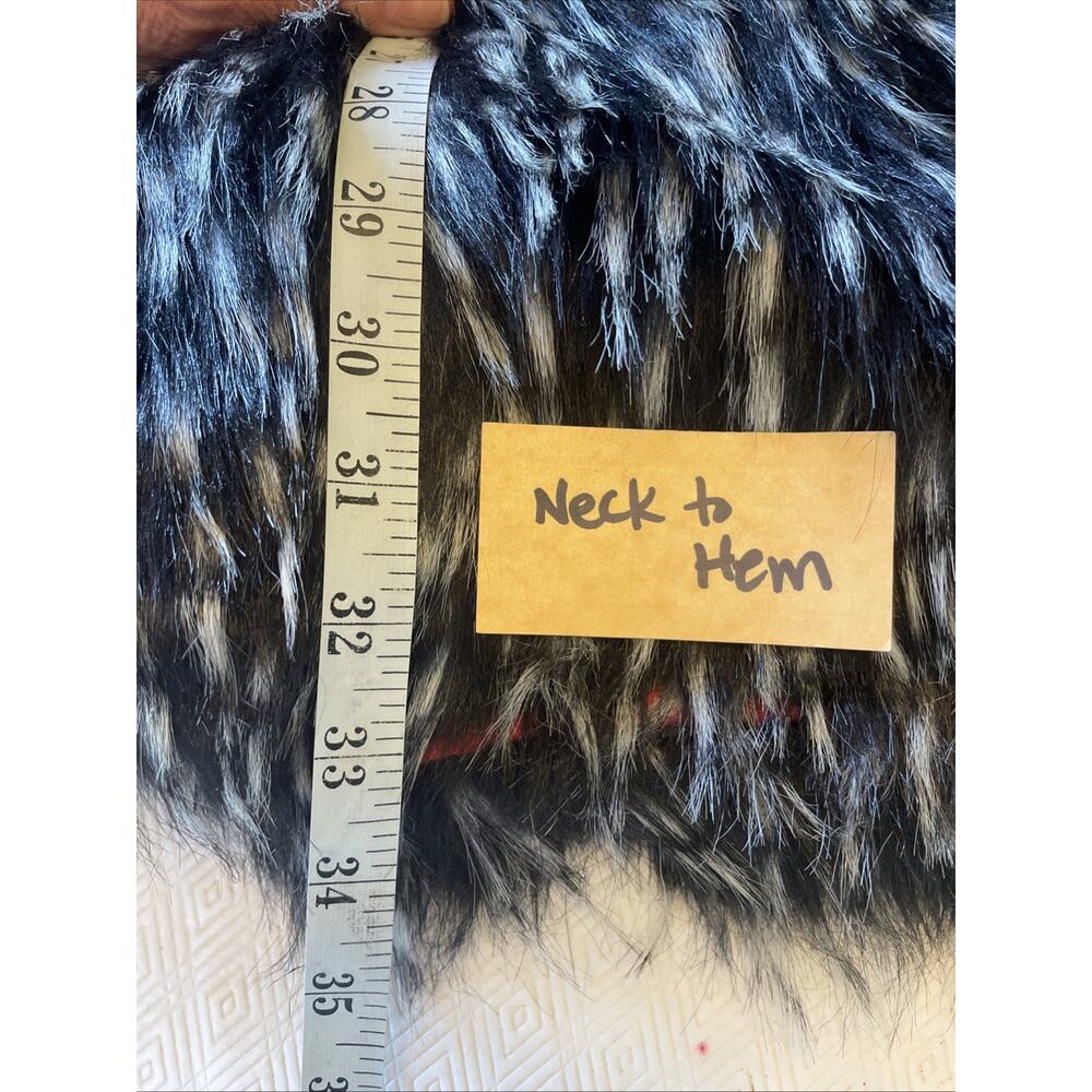 Berek NWT Tainted Whiskers Faux Fur Vest Red Satin Lining Black & White Size L - Picture 8 of 10